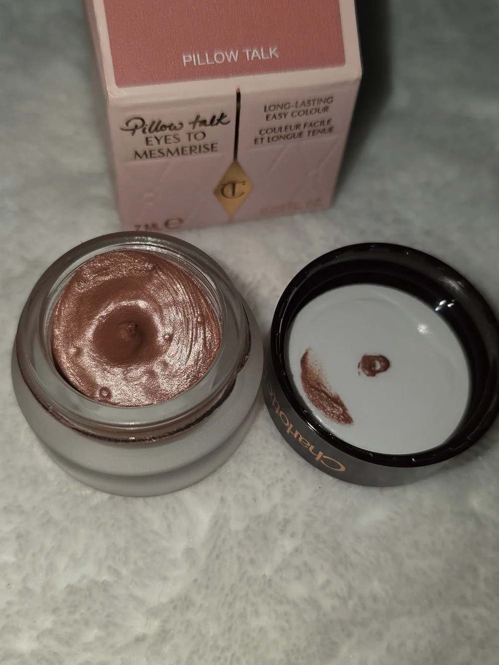 NIB Charlotte Tilbury Eyes to Mesmerize Cream Eyeshadow in Pillow Talk